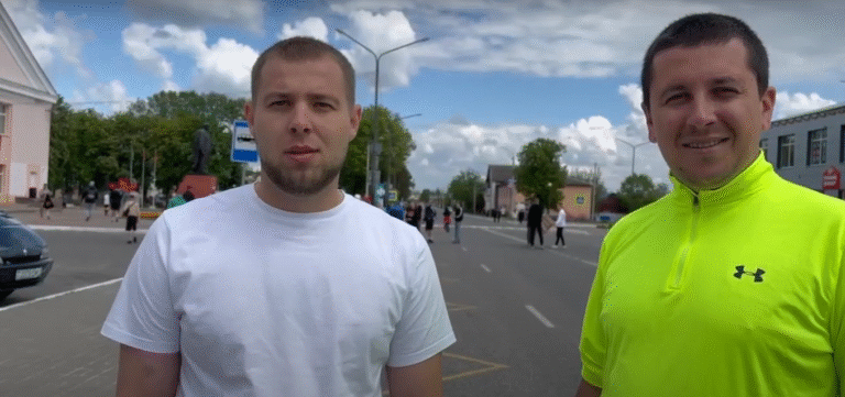 Поделились своими впечатлениями после проведенного легкоатлетического забега первый заместитель директора КЖЭУП «Ельское» Чирич В.А. и мастер участка теплового хозяйства Зуев Д.В.