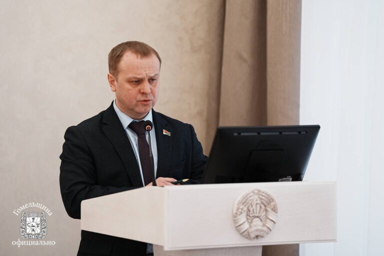 Целесообразность создания единого областного расчетно-справочного центра обсудили на совещании под председательством губернатора Ивана Крупко.