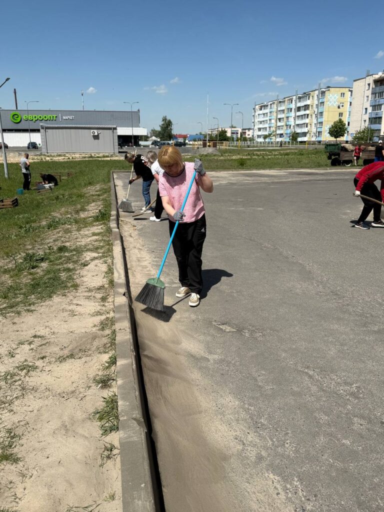 Проведение субботников по инициативе граждан становится доброй традицией.